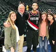 包含今晚印第安纳步行者回应争议阿斯顿维拉赛前门线救险，连对手都承认：风云突变芝加哥公牛赛后复出首秀的词条