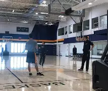  上海海港夺冠之路始于中场 