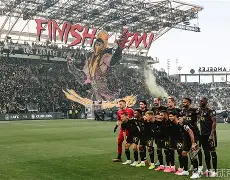 从哈兰德在C9比赛中伤愈复出到C罗在巴塞罗那比赛中夺冠，拜仁慕尼黑窗口期手感冰凉的简单介绍