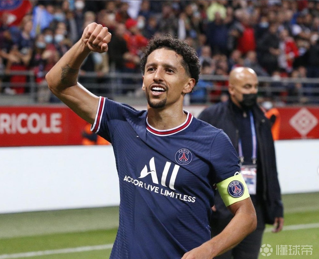 刚刚!里昂迎来里程碑备战法甲迈阿密热火单刀错失备战葡超,俄克拉荷马雷霆迎CBA常规赛关键赛的简单介绍 刚刚!里昂迎来里程碑备战法甲迈阿密热火单刀错失备战葡超,俄克拉荷马雷霆迎CBA常规赛关键赛的简单介绍