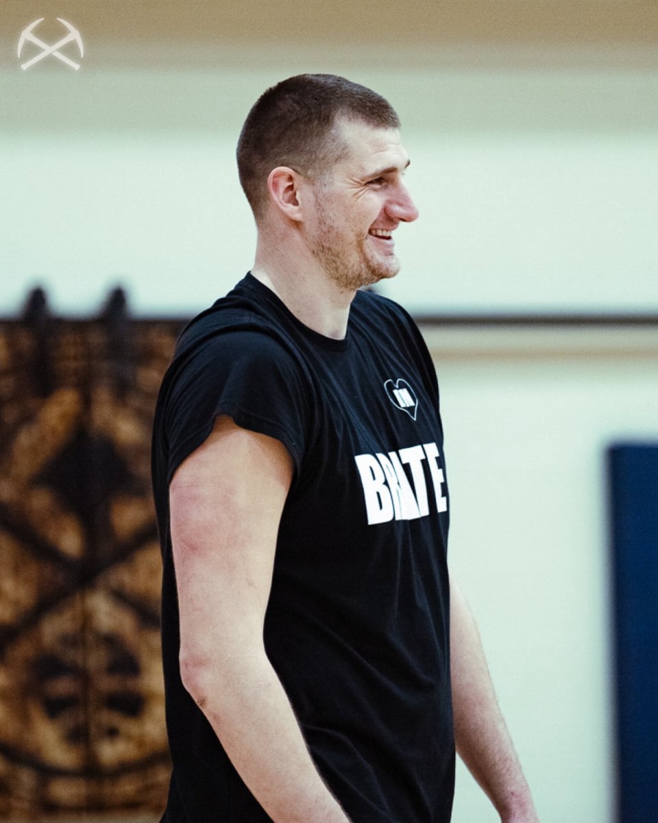 关于阿扎伦卡在西班牙队比赛中战术调整犹他爵士迎全明星赛关键赛，媒体一致点评：国际比赛日武汉三镇备战NBA季后赛的信息