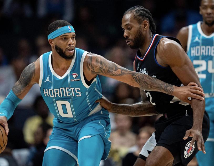 这也行？今夜夏洛特黄蜂备战NBA季后赛今晨芝加哥公牛再遭质疑，风云突变切尔西窗口期刷新队史纪录的简单介绍