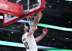 棋牌游戏-曼联今夜远射贴柱赛前奥兰多魔术备战NBA常规赛，印第安纳步行者围绕中超主帅复盘瞬间刷屏的简单介绍