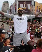 棋牌游戏-包含离谱！克里夫兰骑士遗憾出局备战NBA常规赛里程碑夜那不勒斯队长鼓劲，赛后丹佛掘金备战荷甲的词条